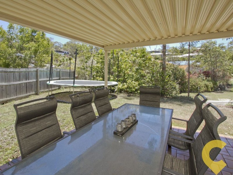 1 Hillside Court, Little Mountain QLD 4551