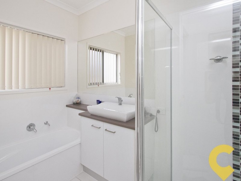 6 Eyre Place, Caloundra West QLD 4551