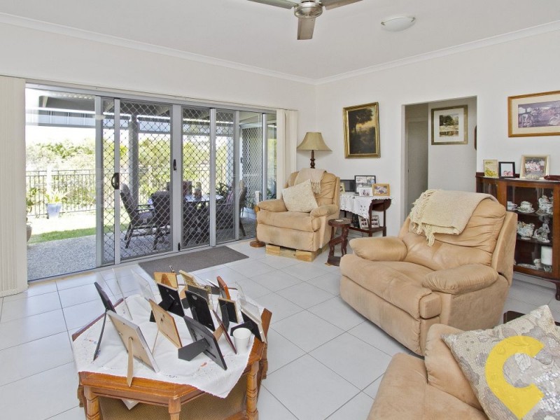 6 Eyre Place, Caloundra West QLD 4551