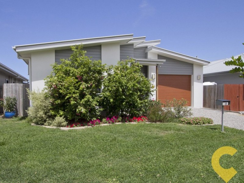 6 Eyre Place, Caloundra West QLD 4551