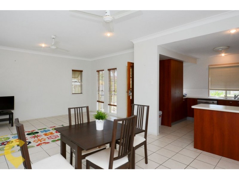 5 Irving Place, Sippy Downs QLD 4556