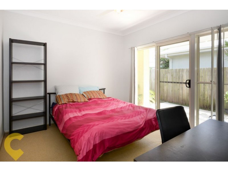 5 Irving Place, Sippy Downs QLD 4556
