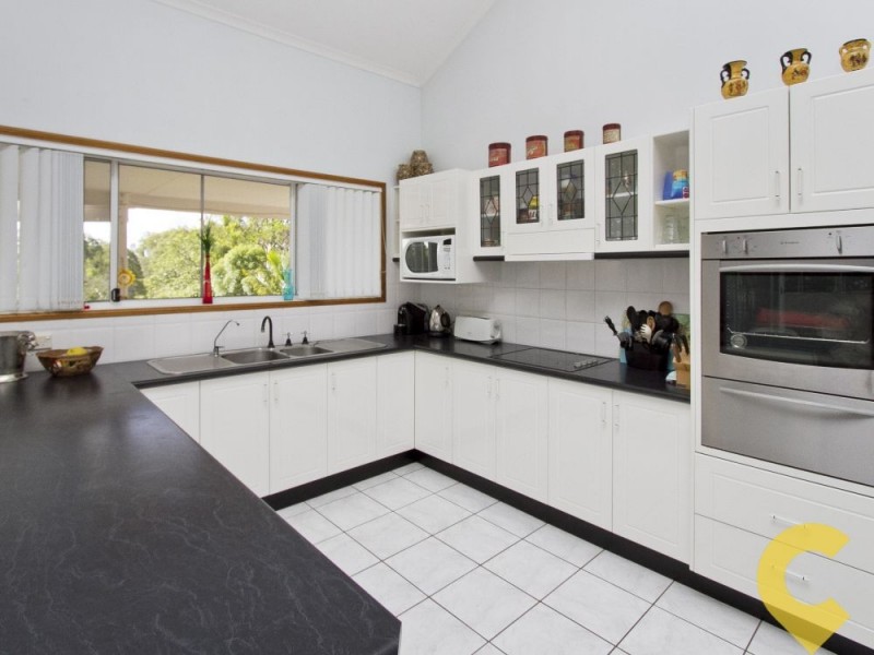 4 Ridgewood Road, Little Mountain QLD 4551
