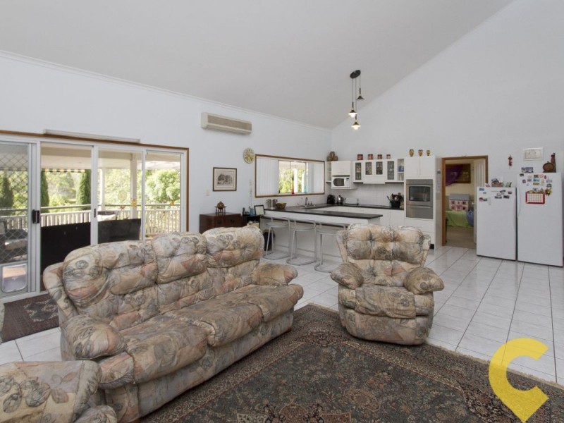 4 Ridgewood Road, Little Mountain QLD 4551