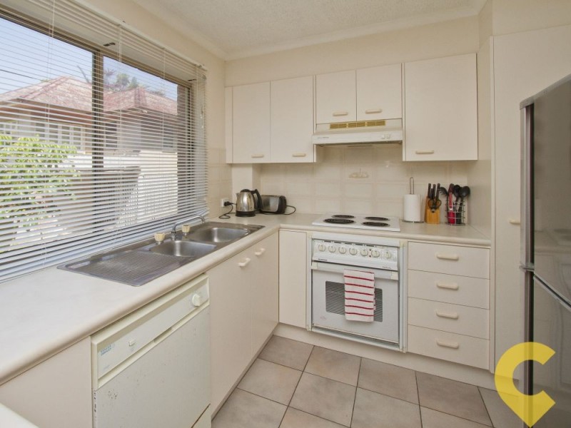 2/26 Kingston Manor, Moreton Parade, Kings Beach QLD 4551