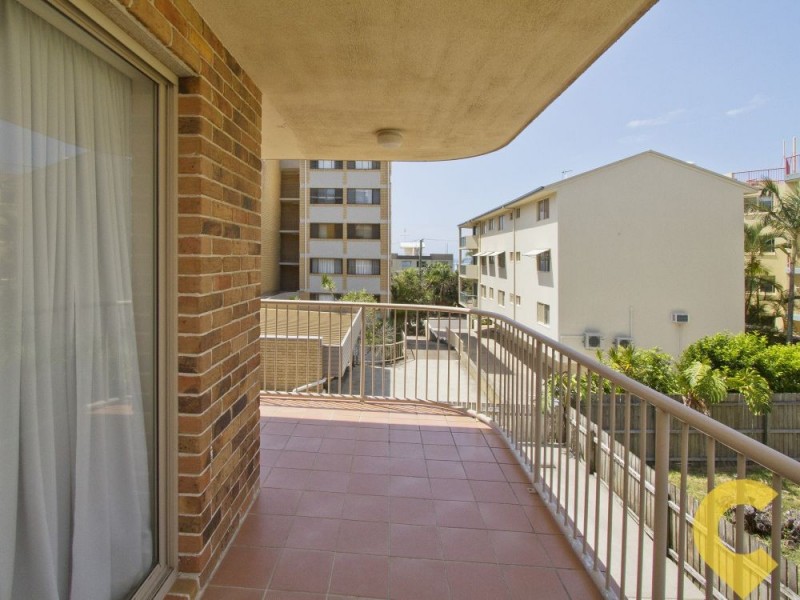 2/26 Kingston Manor, Moreton Parade, Kings Beach QLD 4551