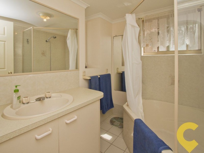 2/26 Kingston Manor, Moreton Parade, Kings Beach QLD 4551