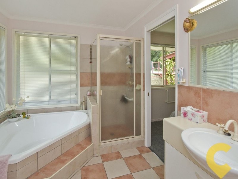 19 River Gum Close, Mooloolah Valley QLD 4553