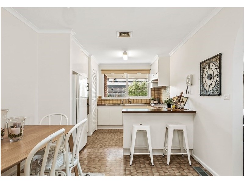 2/1 Eden Street, Cheltenham VIC 3192