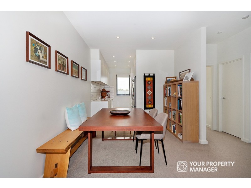 4/3 Pallisades Boulevard, Cheltenham VIC 3192