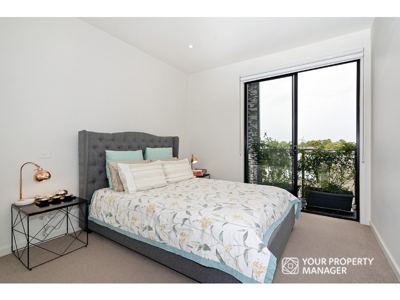 4/3 Pallisades Boulevard, Cheltenham VIC 3192