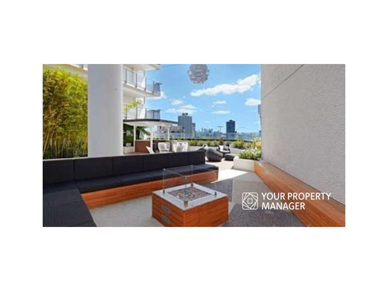 1004/3-5 St Kilda Road, St Kilda VIC 3182