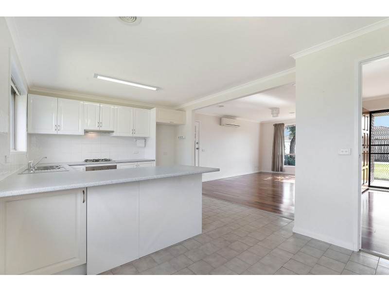 5 Hutchings Court, Chelsea VIC 3196