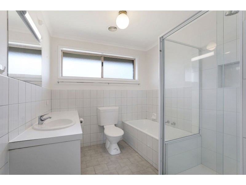 5 Hutchings Court, Chelsea VIC 3196