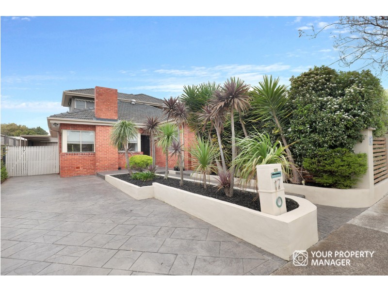 17 Hastings Street, Mckinnon VIC 3204