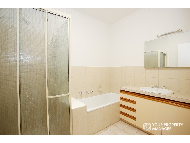 4/63 Coorigil Road, Carnegie VIC 3163