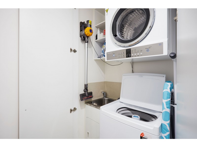 708/181 Fitzroy Street, St Kilda VIC 3182