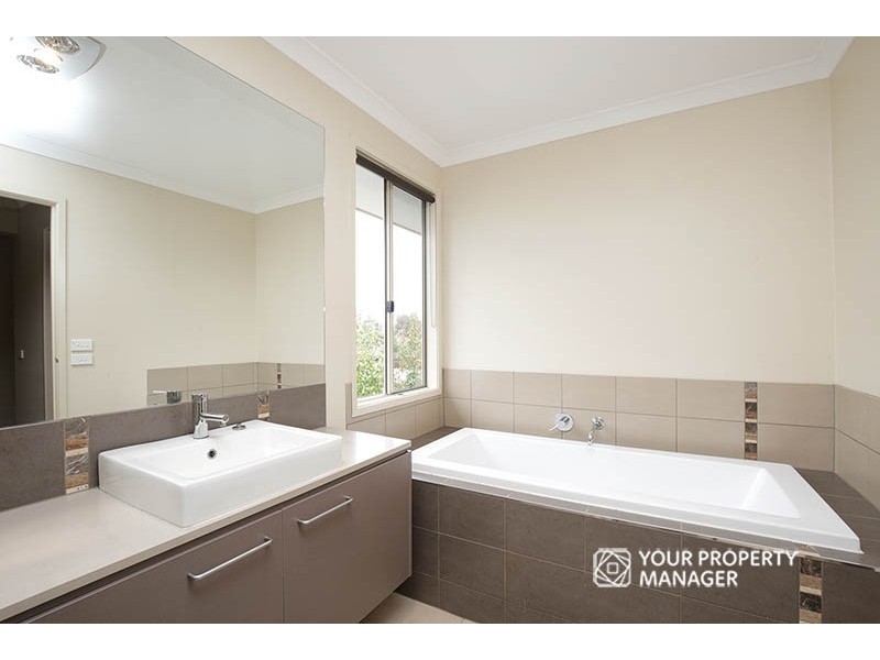 38 Heath Crescent, Hampton East VIC 3188