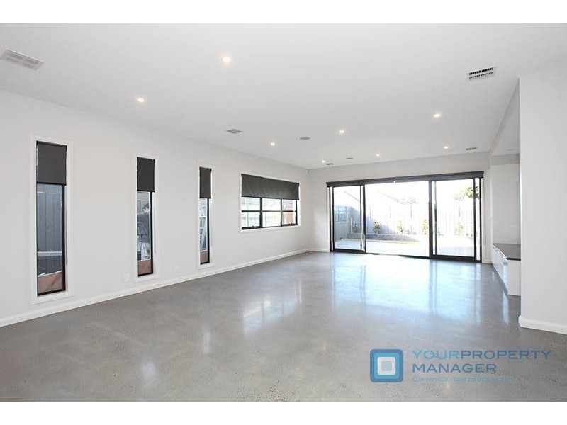 6b Ashmore Avenue, Mordialloc VIC 3195