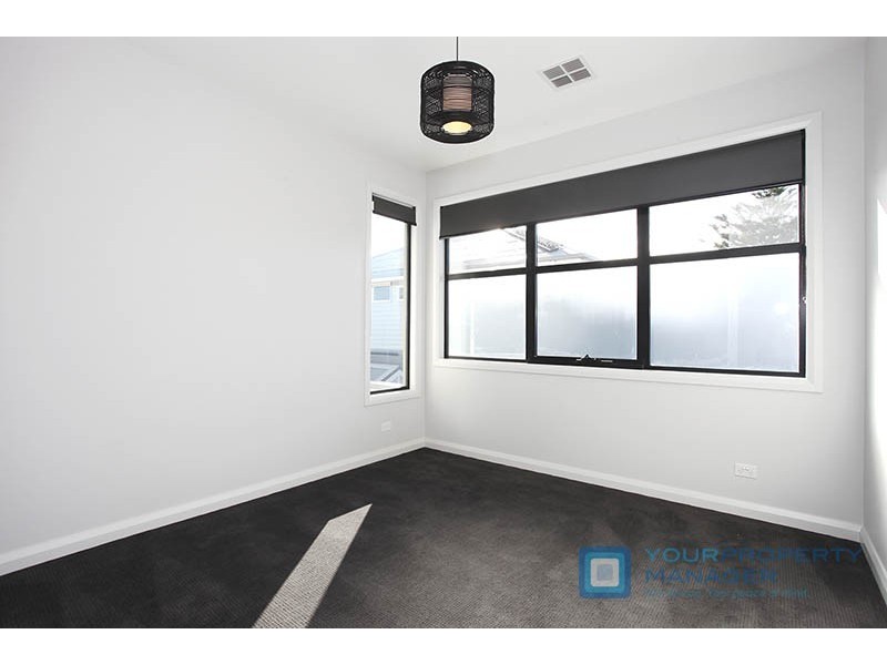 6b Ashmore Avenue, Mordialloc VIC 3195