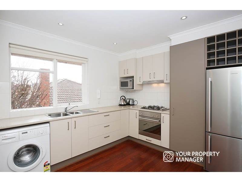 9/9 Barker Street, Cheltenham VIC 3192