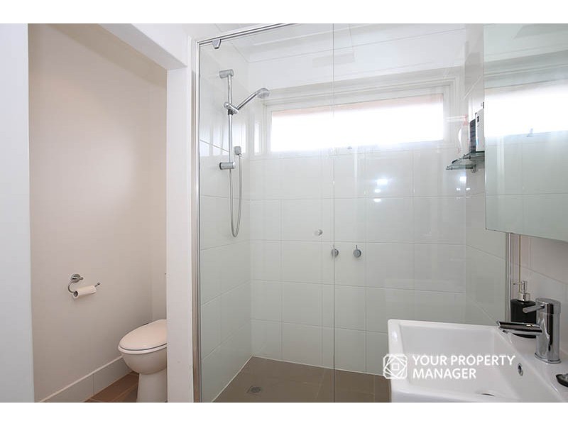 9/9 Barker Street, Cheltenham VIC 3192