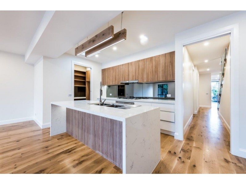 208A Thomas Street, Hampton VIC 3188