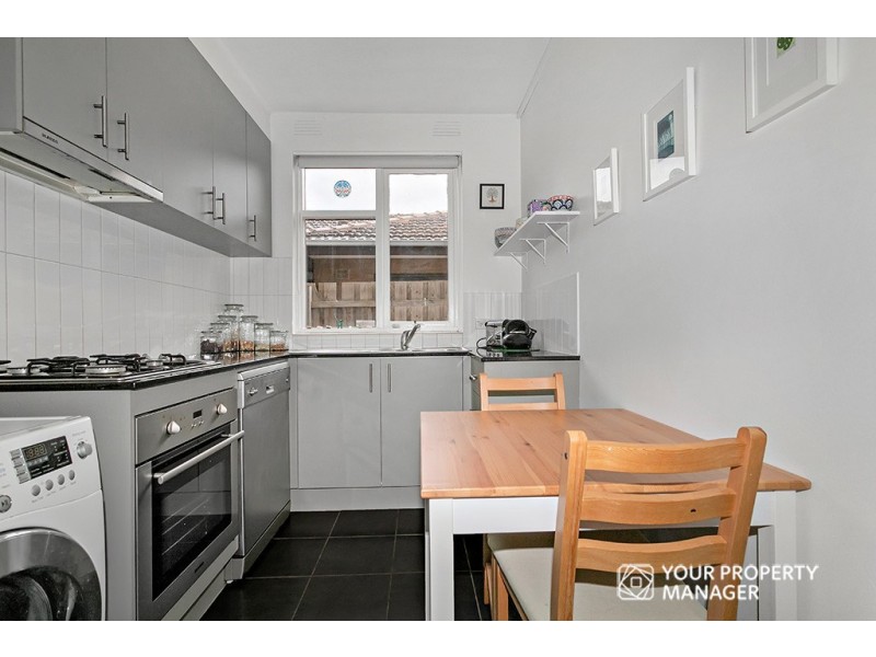 2/38 Elm Grove, Balaclava VIC 3183