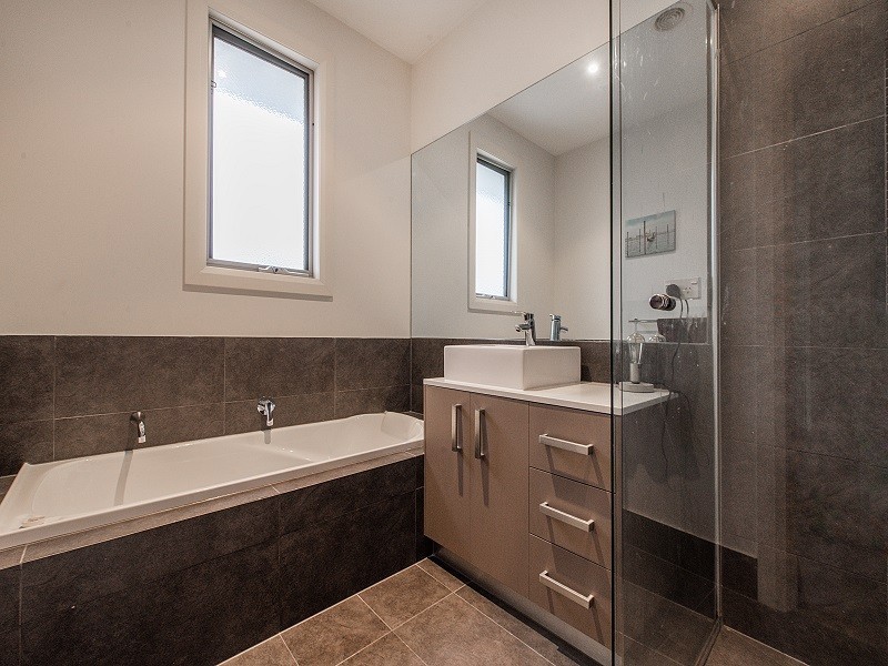 1A Leonard Street, Hampton East VIC 3188