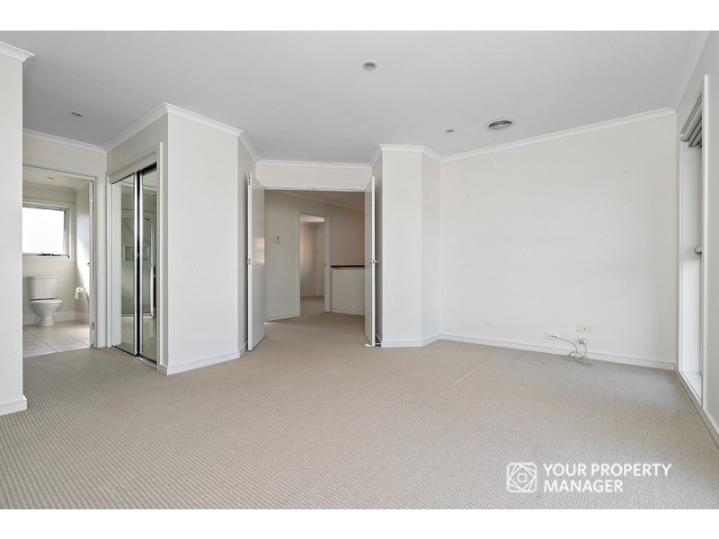 12 Inverness Place, Heatherton VIC 3202