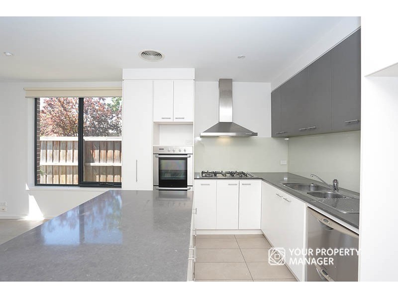 2/2A Stone Street, Brighton East VIC 3187