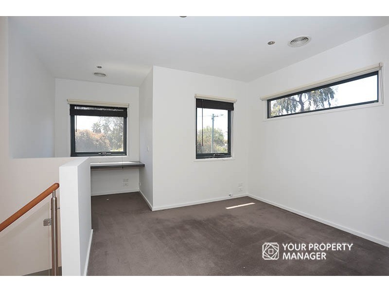2/2A Stone Street, Brighton East VIC 3187