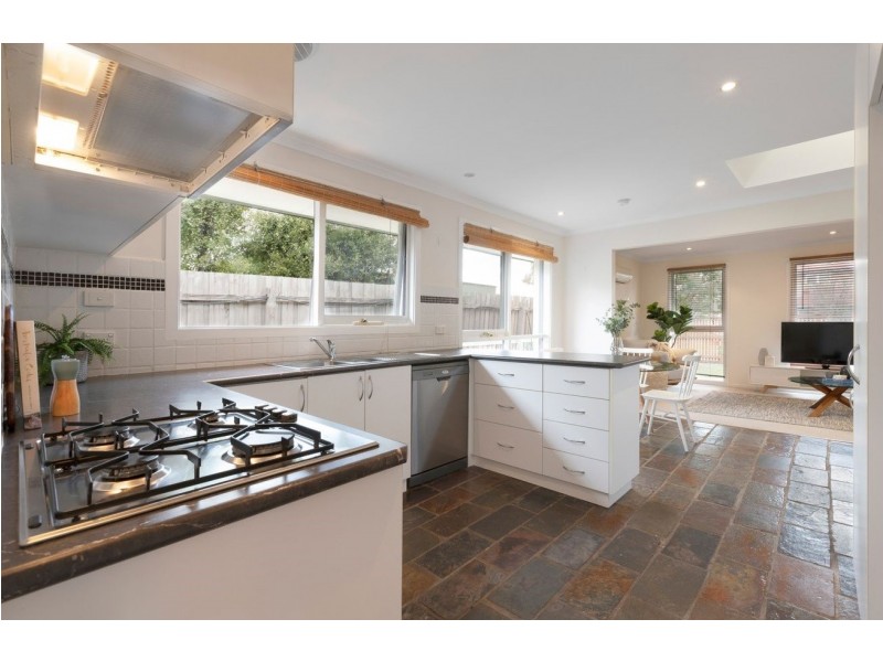 71 Jabiru Drive, Chelsea Heights VIC 3196