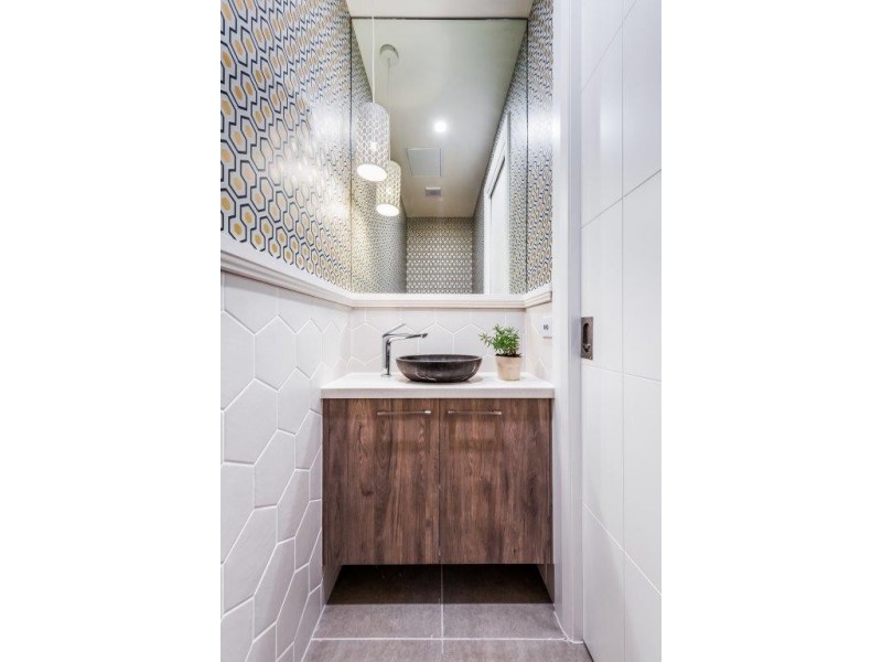 88a Wickham Road, Hampton East VIC 3188