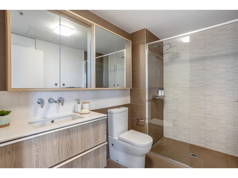 1004/3-5 St Kilda Road, St Kilda VIC 3182