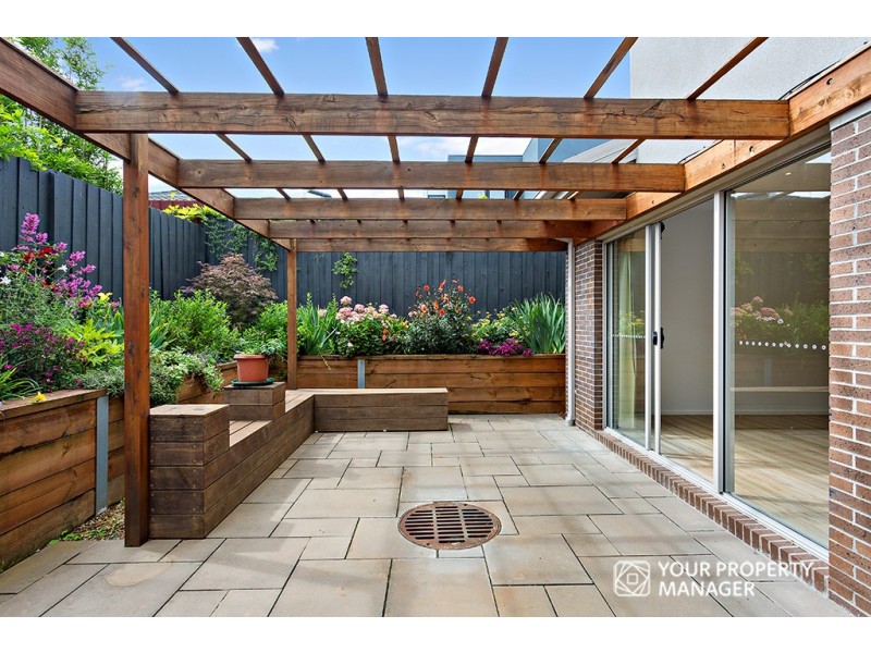 6a Smith Street, Hampton VIC 3188