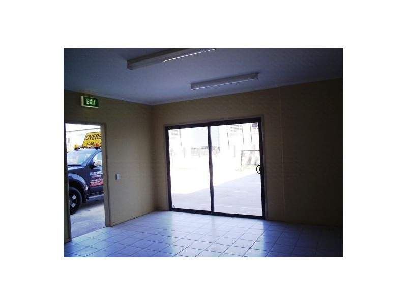 2/2b Commerce Court, Clontarf QLD 4019