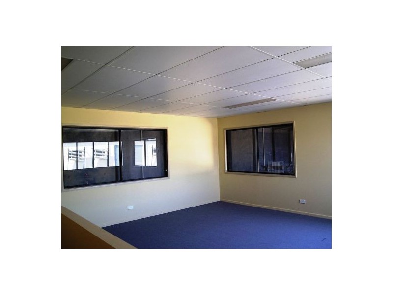 2/2b Commerce Court, Clontarf QLD 4019