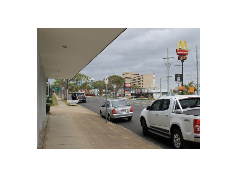 81c Anzac Avenue, Redcliffe QLD 4020