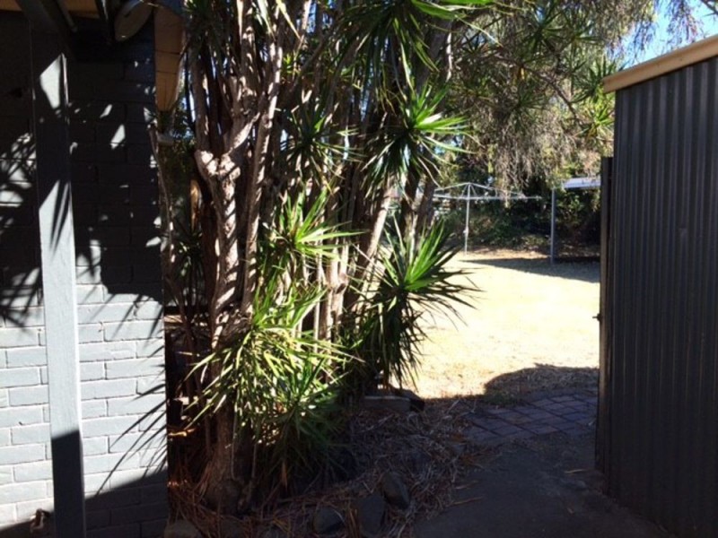 25 Cressbrook Street, Toogoolawah QLD 4313