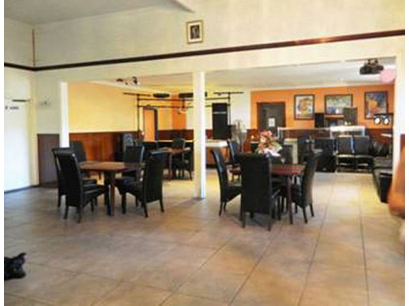 CARLONS HOTEL Broad Street, Mackay QLD 4740