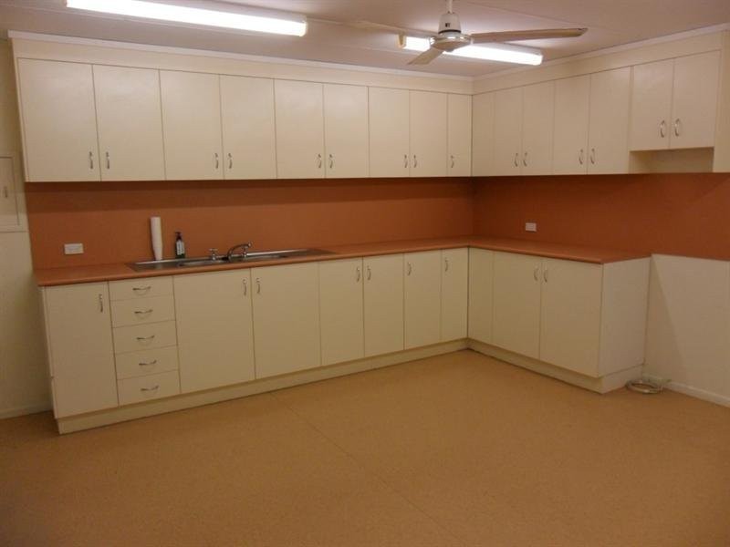 2/231 Musgrave Street, Rockhampton City QLD 4700
