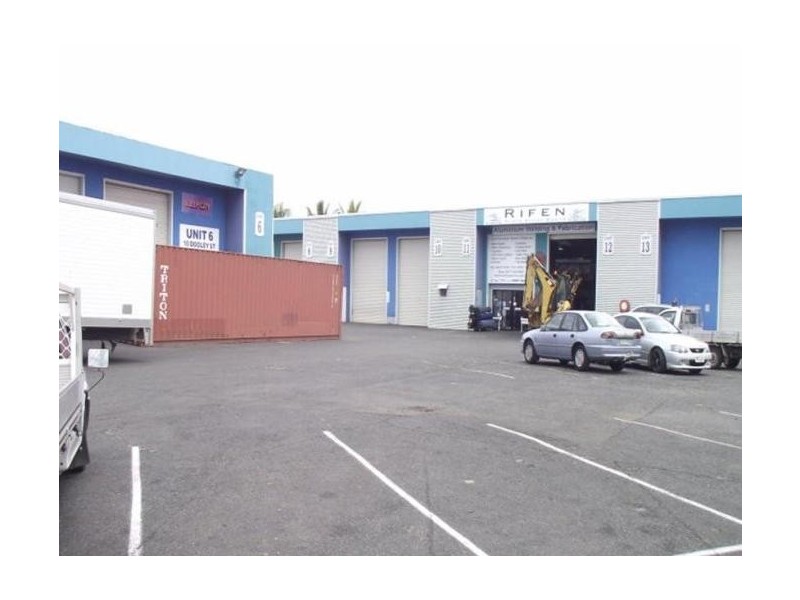 12/10 Dooley Street, Park Avenue QLD 4701