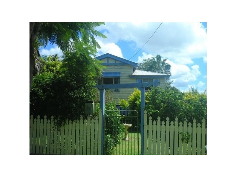 39 Bernard Street, Rockhampton City QLD 4700
