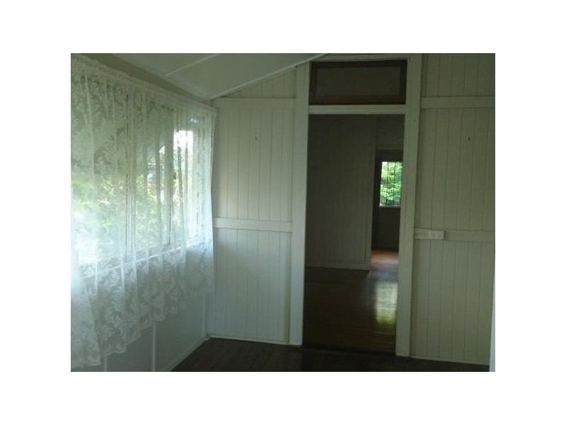 39 Bernard Street, Rockhampton City QLD 4700