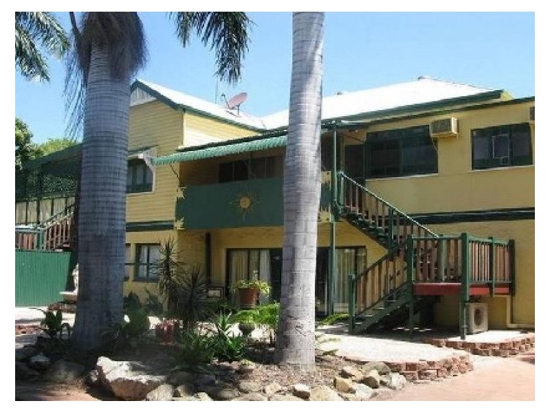 38-40 Brown Street, Rockhampton City QLD 4700