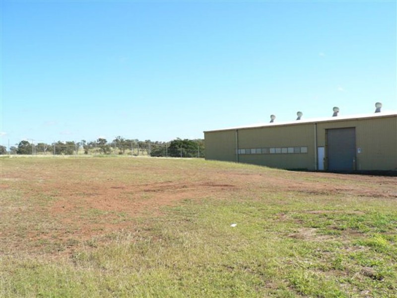 15 Old Capricorn Highway, Gracemere QLD 4702