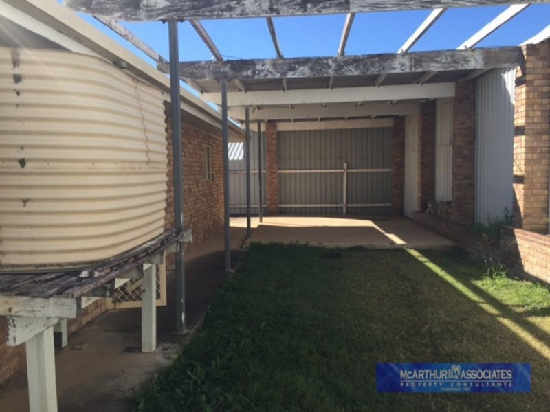 85 Drayton Street, Nanango QLD 4615