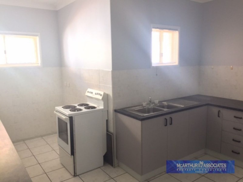 85 Drayton Street, Nanango QLD 4615