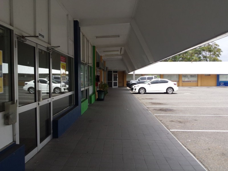 4/379 Yaamba Rd, Rockhampton City QLD 4700